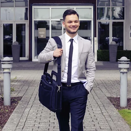 美卡门乌纳旅馆 4*