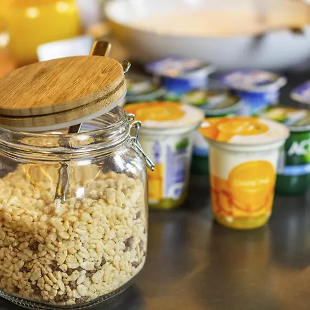 美卡门乌纳旅馆 卡门