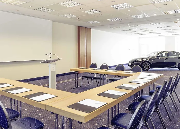 فندق ميركيور كامين أونا